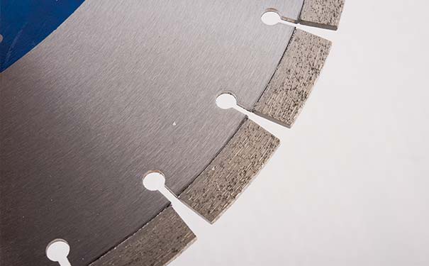 馬路切割機鋸片哪個廠家的鋸片好 性價比高？